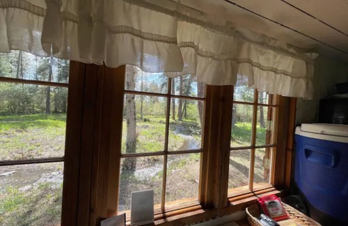 Missoula Cabina | The Holmestead - Dry Cabin