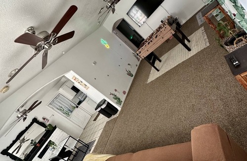 Yuma Casa | The home is a bright cozy home.It’s located 5min away from I-8interstatehighway.