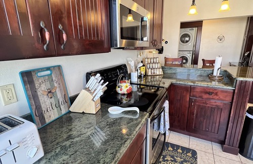 Monte Vista Casa | The Honey Bee Manor Monte Vista-FREE Hot Springs Admission Included!