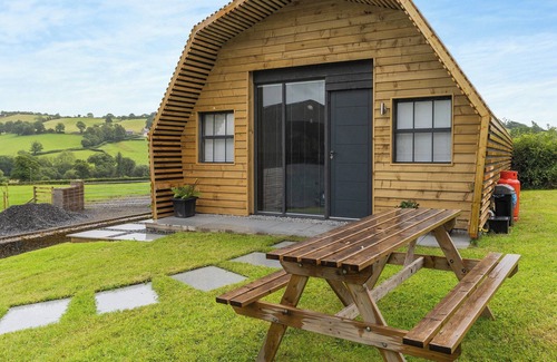Pentrefelin Cabaña | The Honey Pod - UK44780