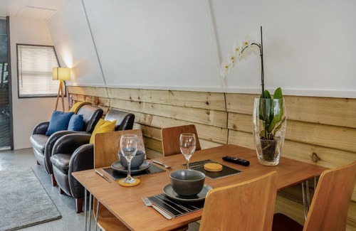 Pentrefelin Casa | The Honey Pod - Uk44780