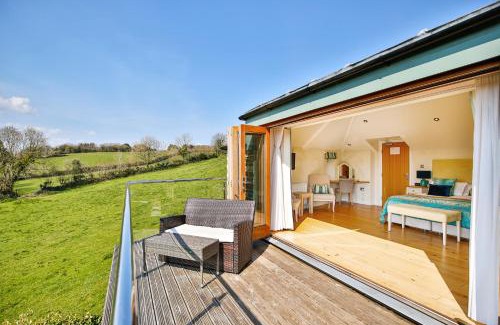 Gulworthy Hotel | The Horn Of Plenty