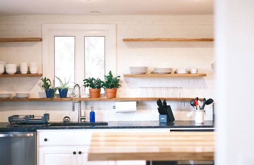 Hendersonville Casa | The Horse Shoe Farm