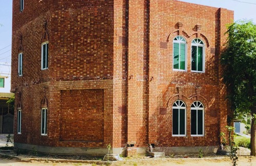Lahore Hotel | The Hostel & Hotel Johar Town Lahore. THH