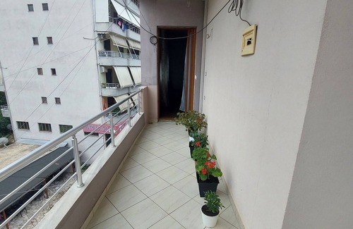 Gjirokaster Apartamento | the house all yours with a stunning view of the old town just 5 minutes away