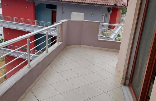 Gjirokaster Apartamento | the house all yours with a stunning view of the old town just 5 minutes away