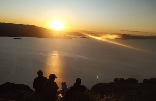 Isla Amantani Casa | La casa tiene exelente vista al lago Titicaca, para todo tipo de viajeros