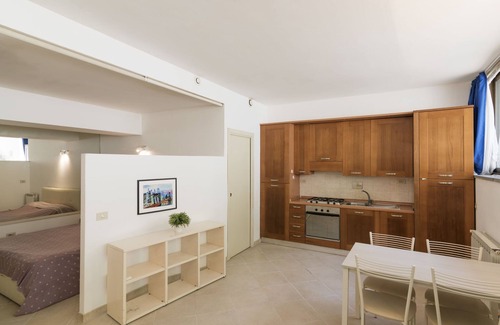 Suburbio XI della Vittoria Apartamento | The House In The Green by Interhome