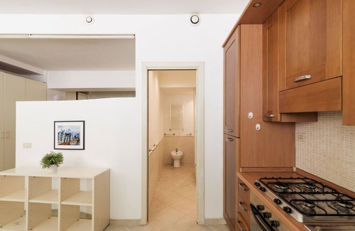 Suburbio XI della Vittoria Apartamento | The House In The Green by Interhome