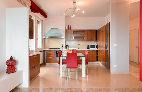 Borgo Milano Apartamento | LA CASA EN EL CIELO - Ático 150 m2 con garaje.