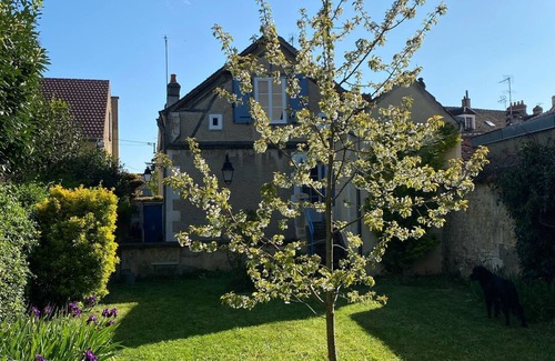 Auxerre Casa | The House of Broc'Art
