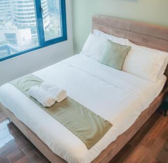 San Antonio Apartamento | The House of Five - Brand New Hotel Style Condo
