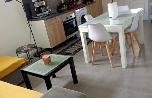 Lesparre-Medoc Casa | The House of happiness