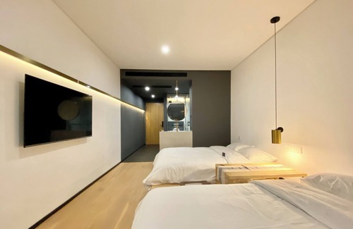 Pudong Hotel | The House Of Mo