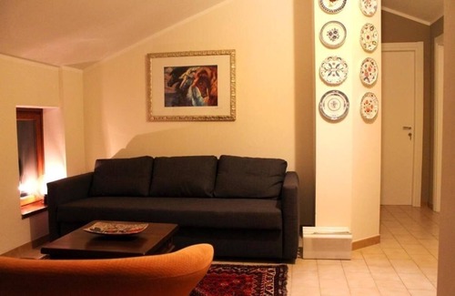 Sciolze Cama Y Desayuno | THE HOUSE OF NEH - Independent apartment in the countryside, just 20Km from Turin