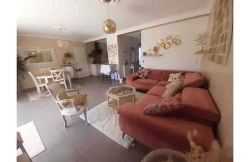 Genissieux Casa | The House of Oleanders with Spa.