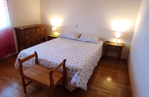 Barcience Chalet De Esquí | La Casa de Taramona cerca de Puy de Fou