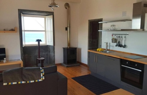 Calheta de Nesquim Cabaña | La Casa de la Whaler es el lugar ideal para aquellos que quieren sentirse cerca del mar.