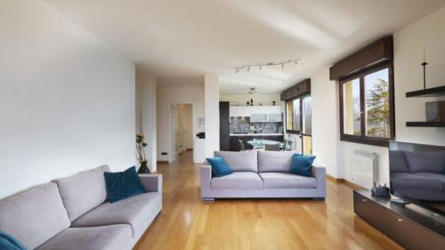 Reno Apartamento | The House on the Lake