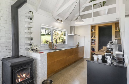 Te Horo Beach Casa | The House - The Lodge Te Horo