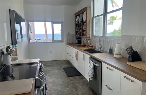 Dorado Pueblo Casa | La casa con vista - Propiedad frente al mar en Dorado