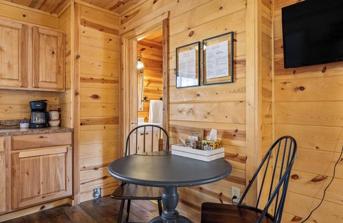 Keystone Cabina | The Hugo Cabin