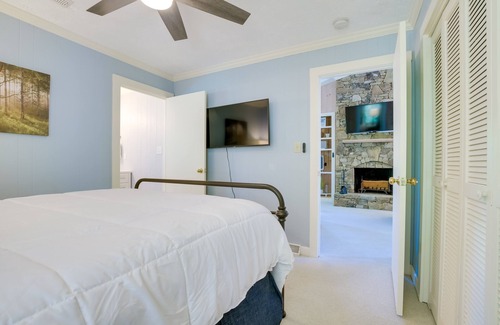 Semora Casa | 'The Hycove' Hyco Lake Getaway w/ Boat Dock!