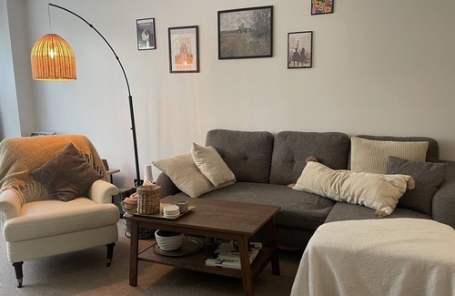 Woodlawn Casa | The Hyde Park Haven
