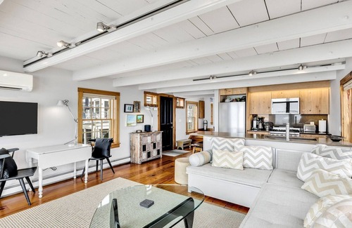 Provincetown Casa | The Iconic Wharf House - Your Own P-Town Paradise RPAM116