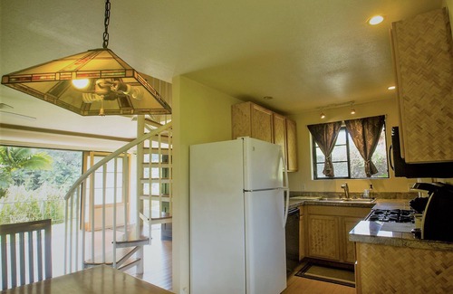 Hilo Cama Y Desayuno | The Inn at Kulaniapia Falls