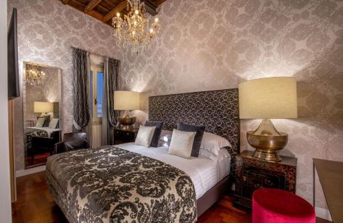 Rione IV Campo Marzio Casa | The Inn at the Spanish Steps Luxury Collection - Bocca di Leone 63 Luxury Suites