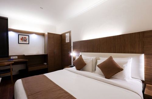 Sector 14 Hotel | The Iris - A Boutique Hotel