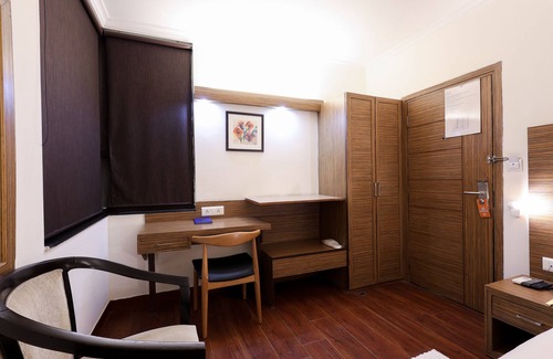Sector 14 Hotel | The Iris - A Boutique Hotel