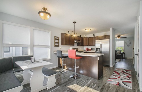 Harters Heights Casa | The Irish Connection within walking distance to Notre Dame