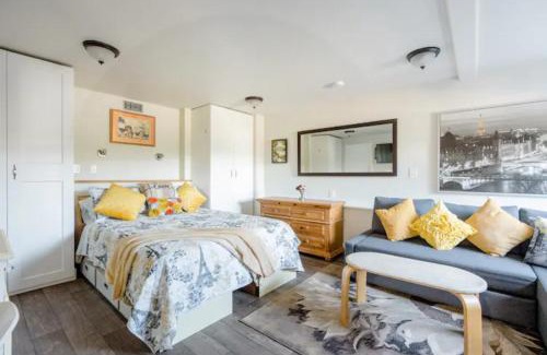 Hood River Hotel | The Irish Inn