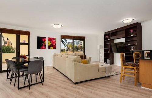 Century City Apartamento | The Island Club Luxury Apartments