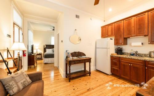 Historic Seaport Apartamento | The Island Suite at KW Vacation