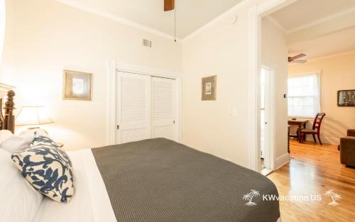 Historic Seaport Apartamento | The Island Suite at KW Vacation
