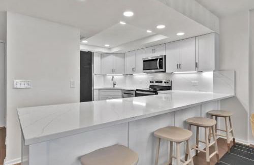 Wrightsville Beach Casa | The Islander - 9B by Sea Scape Properties