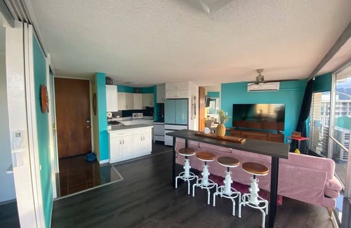 Ala Moana Condominio | The Jetsons Sunset Penthouse - Iconic Birds Nest - Urban Retreat Honolulu