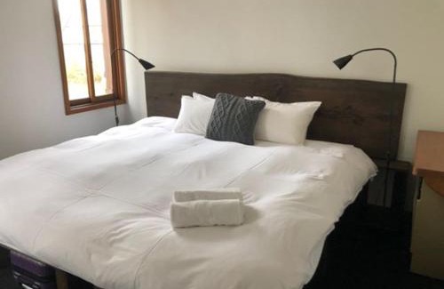 Echo Land Cama Y Desayuno | The Joint