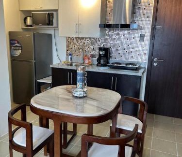 Santa Mesa Apartamento | The Journeyman Suite at Covent Garden Sta Mesa Manila