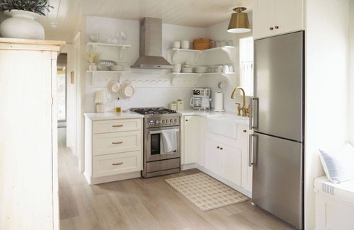Seagrove Beach Cabaña | The Juander Inn, cottage + pool + bikes + beach chairs