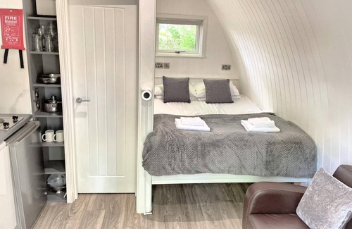Llanybri Casa | The Pod-Hot Tub-Woodland Lodges-St Clears-Carmarthen