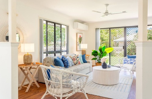 Farnborough Casa | The key here is to enjoy the access to the beach and the sunsets - sensational!