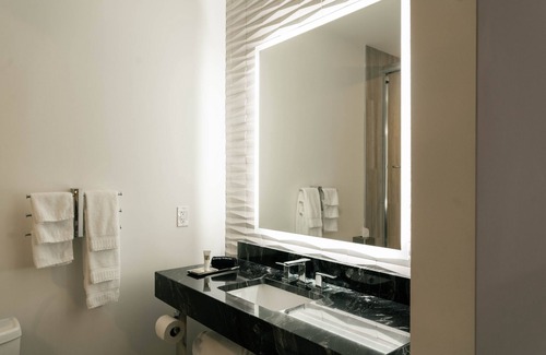 Downtown Lincoln Hotel | The Kindler Hotel