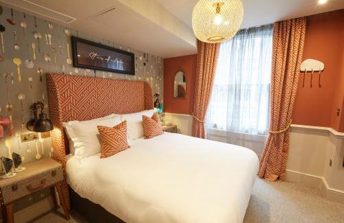 Fitzrovia Hotel | The Kings Arms Pub & Boutique Rooms
