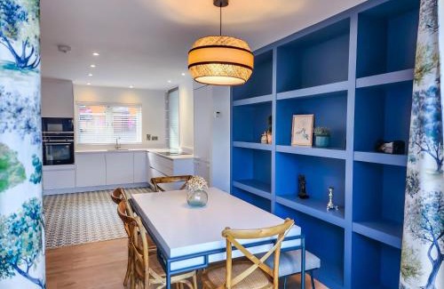 Kinsale Casa | The Kinsale 4 Center