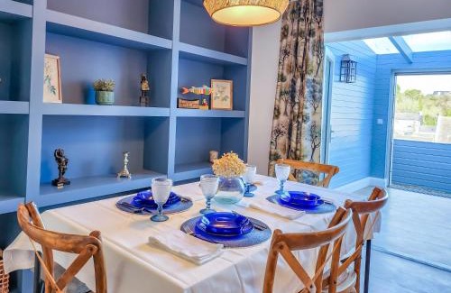 Kinsale Casa | The Kinsale 4 Center
