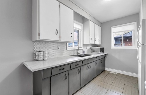 Rosemount Casa | The Kitchener Bungalow Retreat